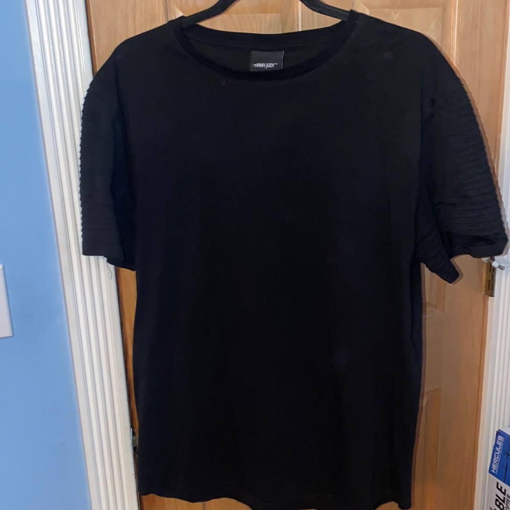 NANA JUDY BLACK T SHIRT